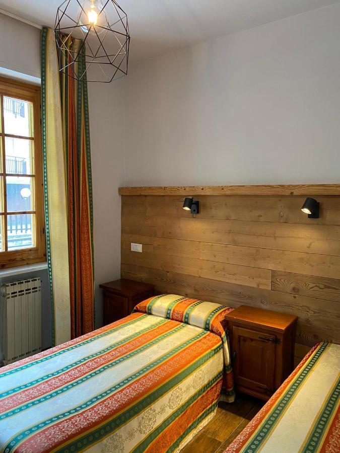 Hotel Trois Etoiles Entracque Exteriér fotografie